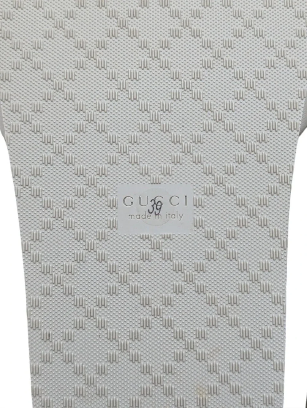 Gucci White Interlocking G Leather Quilted Embroidered Slide Sandals Size EU 39